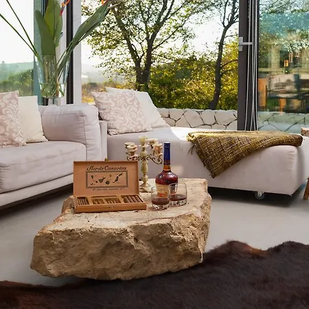 Luxury Luminosa Vila