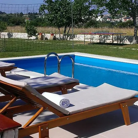 Luxury Luminosa Vila