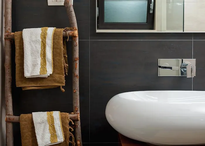 فيلة Luxury Luminosa