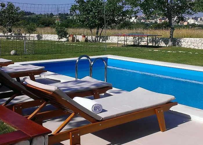 Luxury Luminosa فيلة